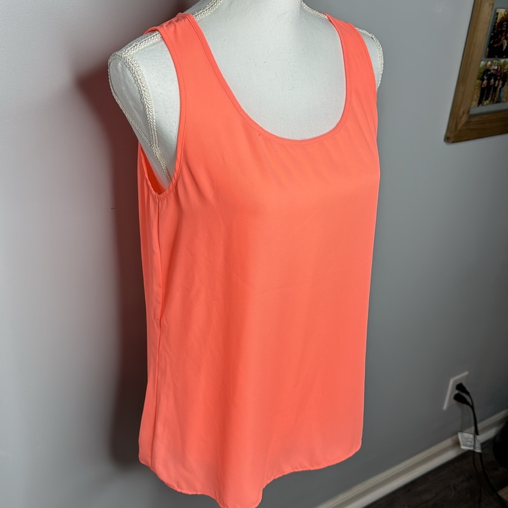 Express coral split back tank size Large - Picture 2 of 4